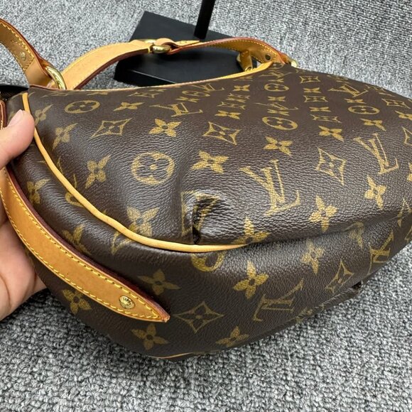 Louis Vuitton Tulum Brown Monogram Canvas Shoulder Bag 850-041425 - Picture 12 of 15